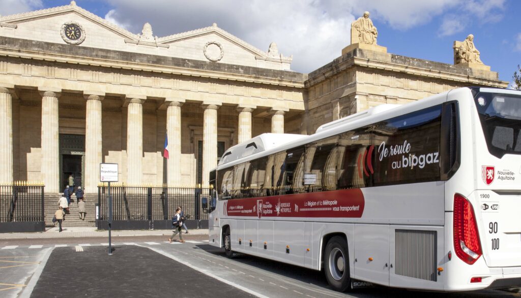 Voyage de groupe au départ de Bordeaux en autocar avec chauffeur